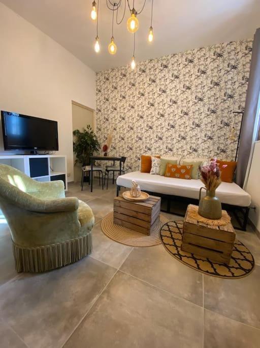 Superbe Studio De Charme Lägenhet Tourrette-Levens Exteriör bild
